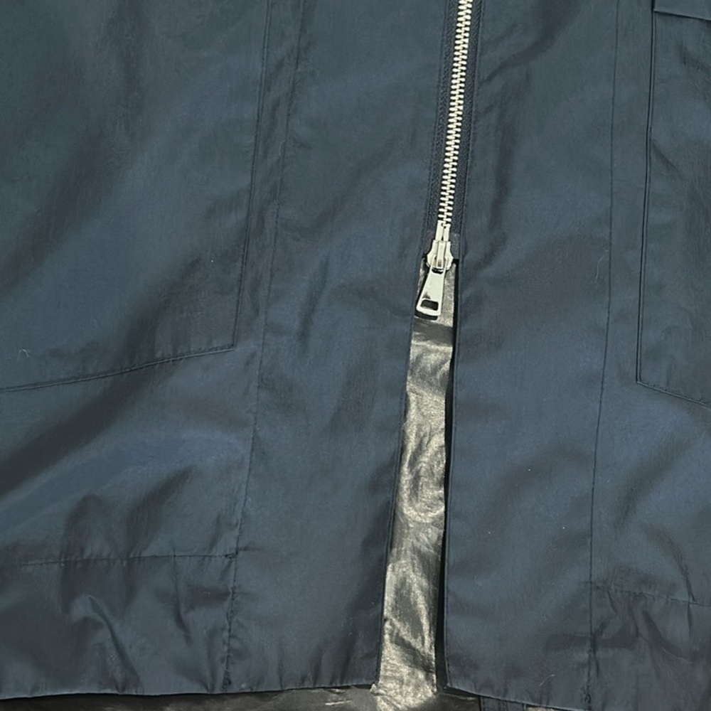 SOSKEN glen large packable raincoat navy - Picture 2 of 5